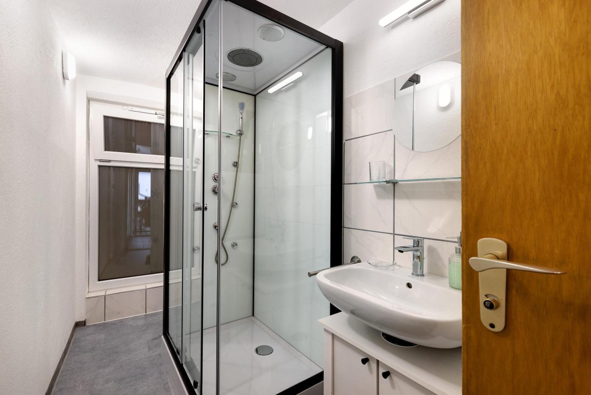 Ferienwohnung Im Laendle Reutlingen Bagian luar foto